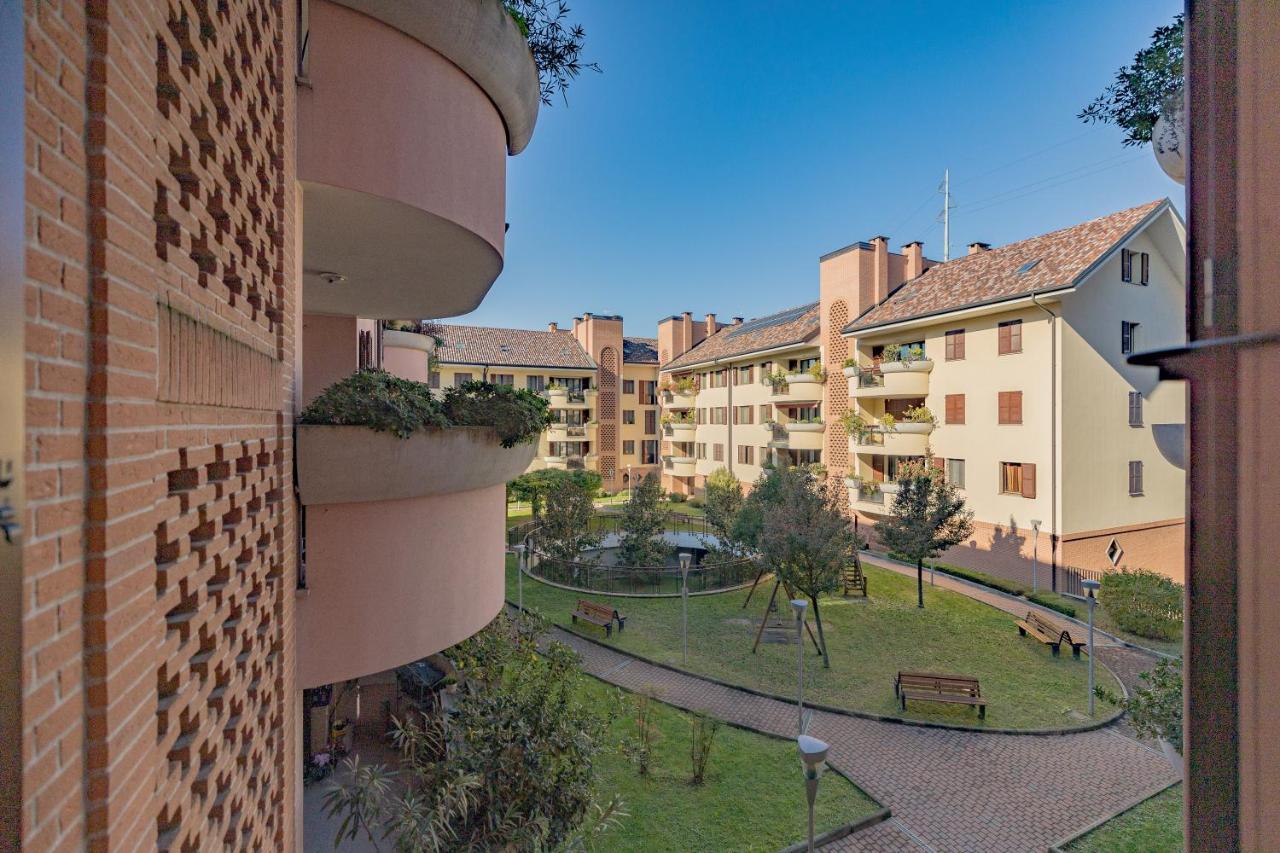 Milan Forum Camelia Guesthouse Assago Exterior photo