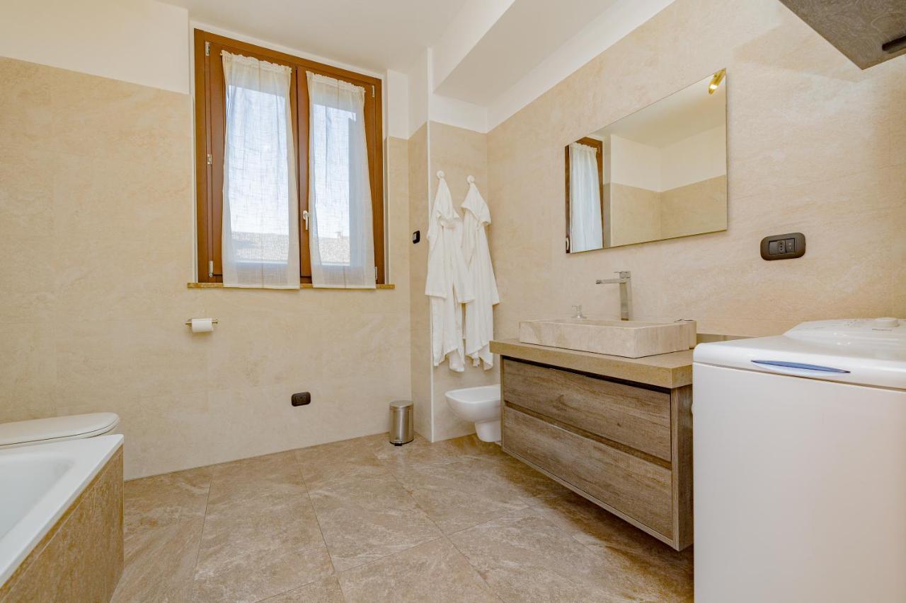 Milan Forum Camelia Guesthouse Assago Exterior photo